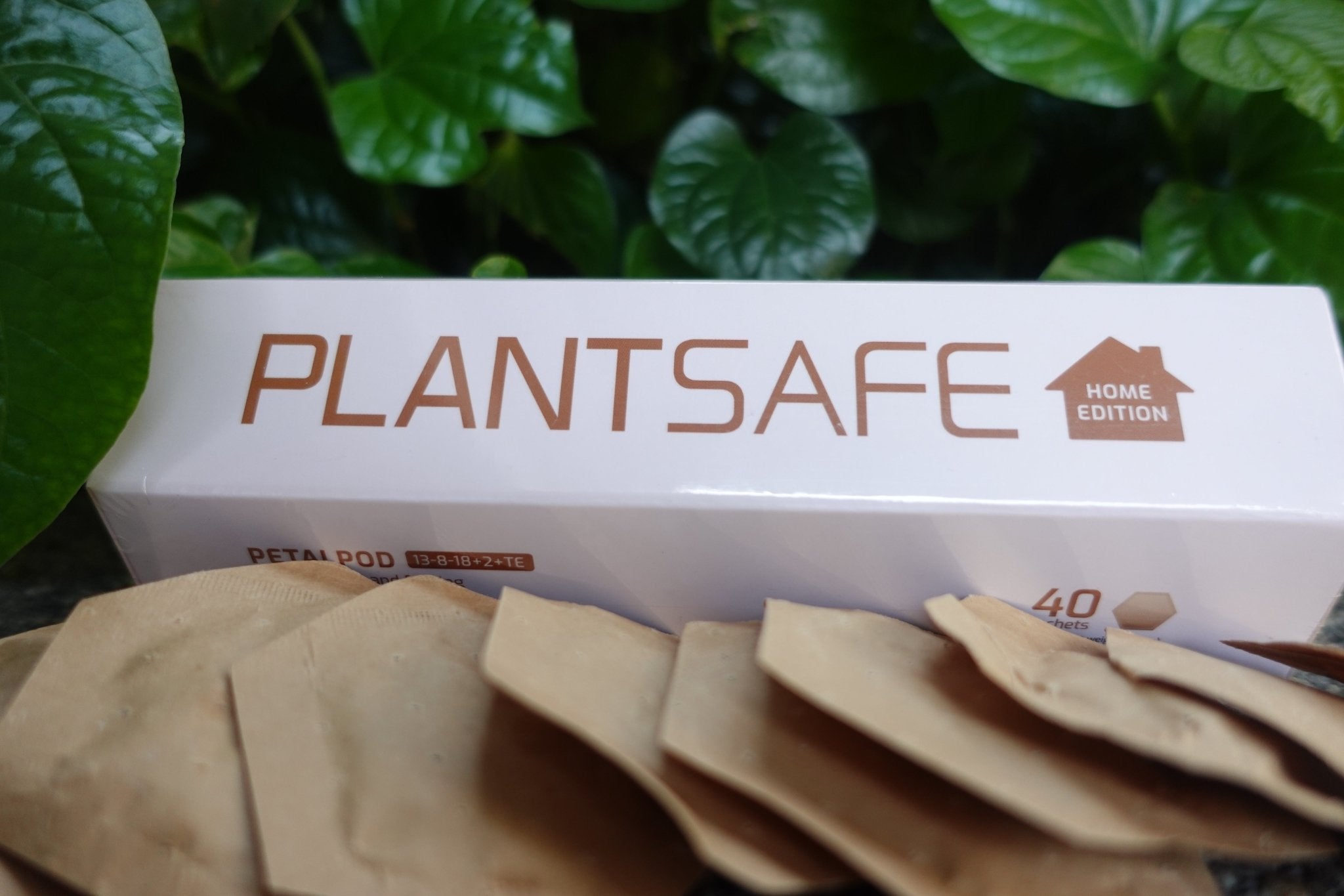 PlantSafe PetalPod Controlled-Release Fertilizer (13-8-18+2+TE) - Farm Doktor